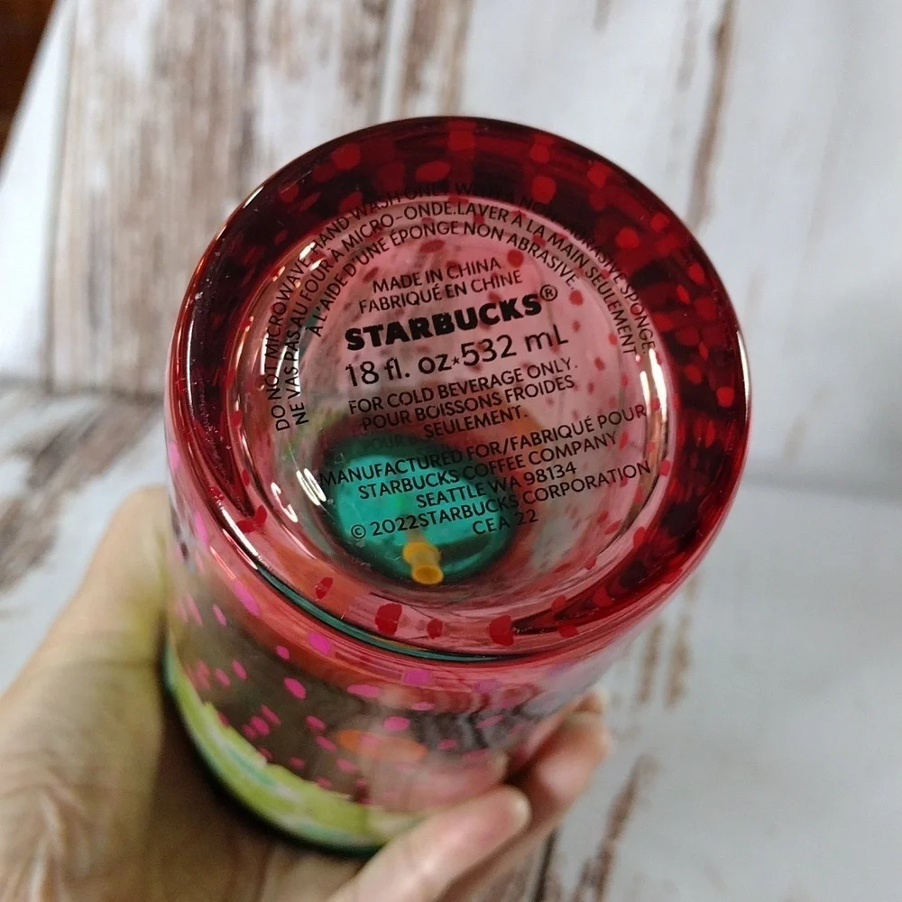 Starbucks Summer 2022‎ Floral Strawberry 18 oz Cold Cup
